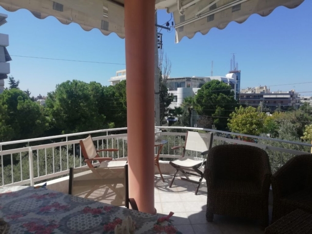 (Προς Πώληση) Κατοικία Διαμέρισμα || Αθήνα Νότια/Γλυφάδα - 110 τ.μ, 2 Υ/Δ, 360.000€ 
