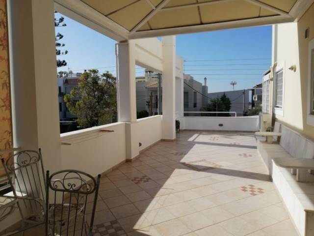 (For Sale) Residential Detached house || Athens South/Glyfada - 500 Sq.m, 6 Bedrooms, 2.250.000€ 