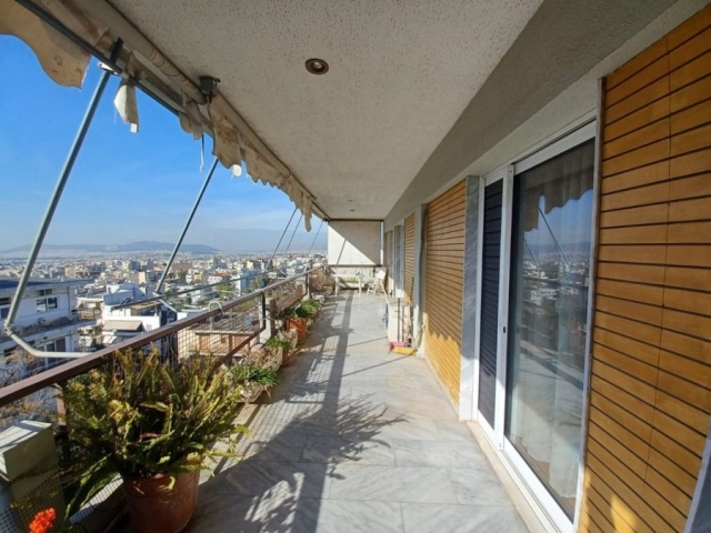 (For Sale) Residential Floor Apartment || Athens North/Irakleio - 200 Sq.m, 4 Bedrooms, 395.000€ 