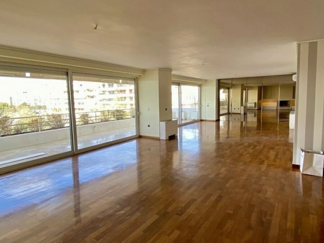 (For Rent) Residential Floor Apartment || Athens South/Palaio Faliro - 248 Sq.m, 4 Bedrooms, 3.500€ 