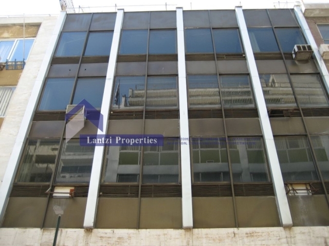 (For Sale) Commercial Building || Piraias/Piraeus - 560 Sq.m, 800.000€ 