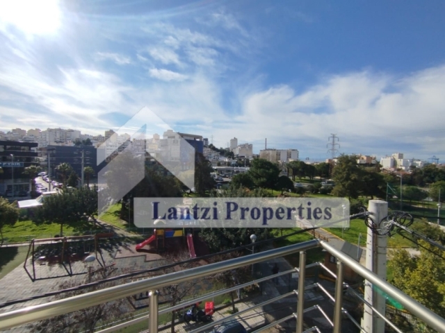 (Προς Πώληση) Κατοικία Διαμέρισμα || Πειραιάς/Κερατσίνι - 90 τ.μ, 185.000€ 