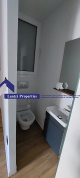 slide1 thumbnail