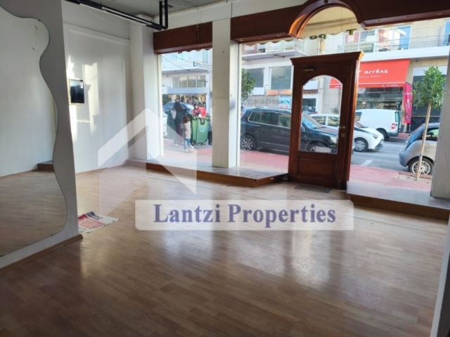 (For Rent) Commercial Retail Shop || Athens South/Elliniko - 90 Sq.m, 1.200€ 
