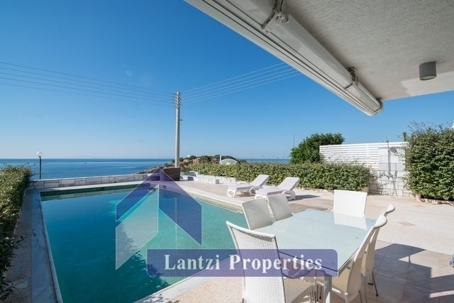 (For Sale) Residential Detached house || East Attica/Palaia Phokaia - 140 Sq.m, 2 Bedrooms, 1.350.000€ 