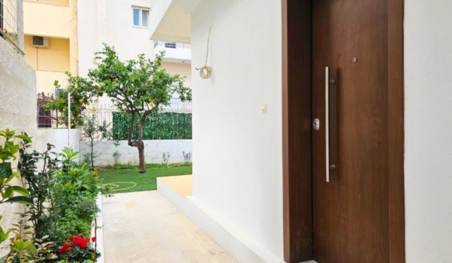 (For Sale) Residential Apartment || Athens South/Glyfada - 70 Sq.m, 2 Bedrooms, 290.000€ 
