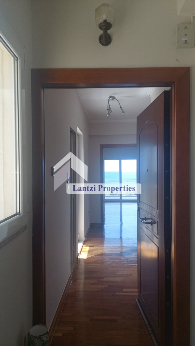 (For Sale) Residential Floor Apartment || Athens South/Palaio Faliro - 140 Sq.m, 3 Bedrooms, 800.000€ 