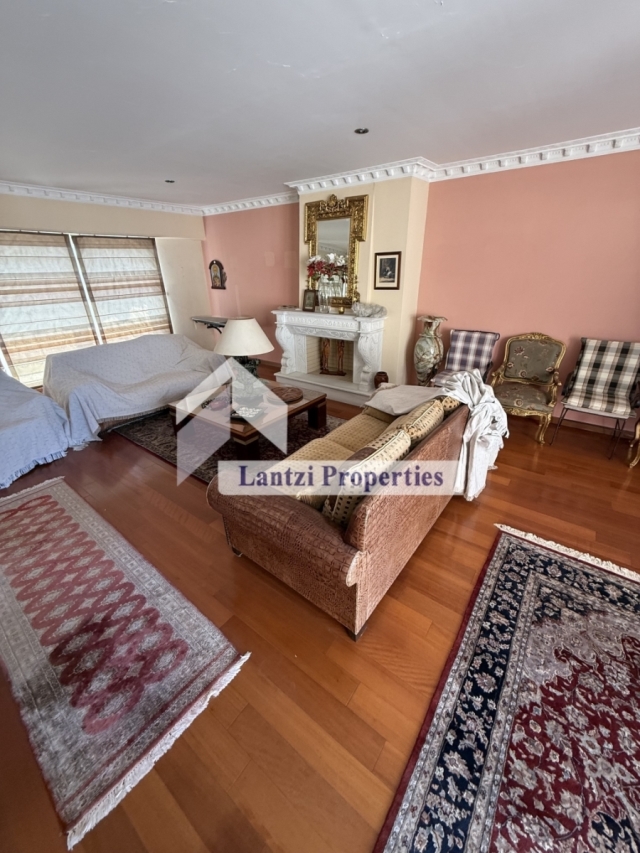 (For Sale) Residential Floor Apartment || Athens South/Kallithea - 180 Sq.m, 3 Bedrooms, 645.000€ 