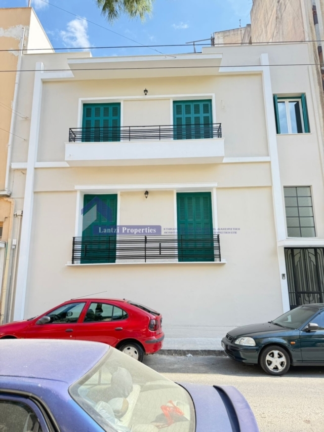 (Προς Ενοικίαση) Κατοικία Μονοκατοικία || Αθήνα Κέντρο/Αθήνα - 182 τ.μ, 4 Υ/Δ, 1.750€ 