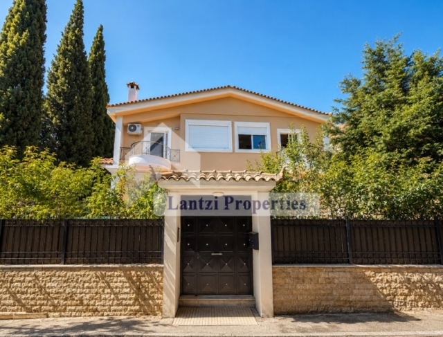 (For Sale) Residential Maisonette || Athens North/Kifissia - 175 Sq.m, 2 Bedrooms, 500.000€ 